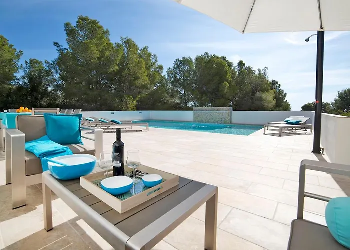 Nelli By Interhome
