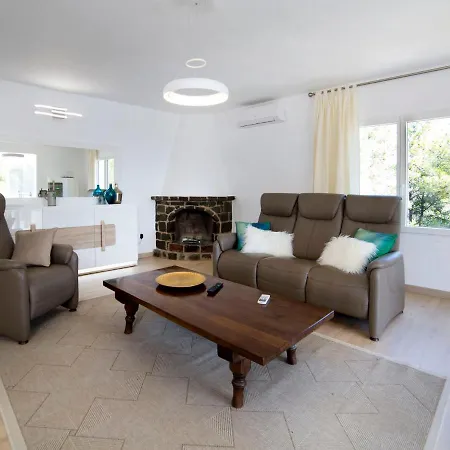 Nelli By Interhome Calp